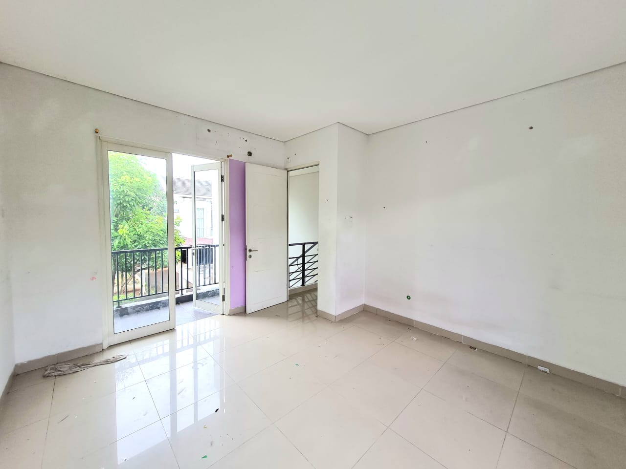 Dijual Rumah di Airlangga Grand Taruma Karawang